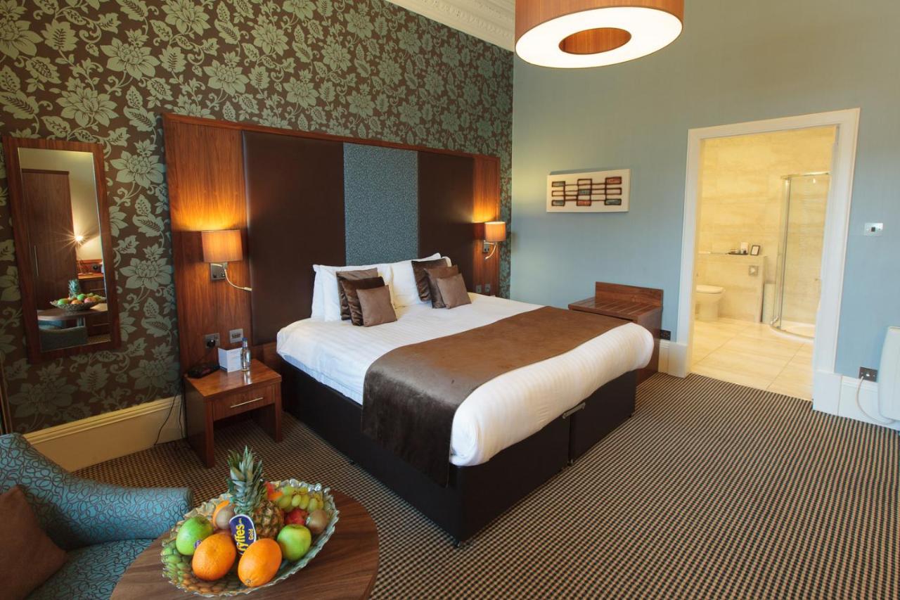 The Roseate Edinburgh - Small Luxury Hotels Of The World Edimburgo Exterior foto A bedroom at the hotel